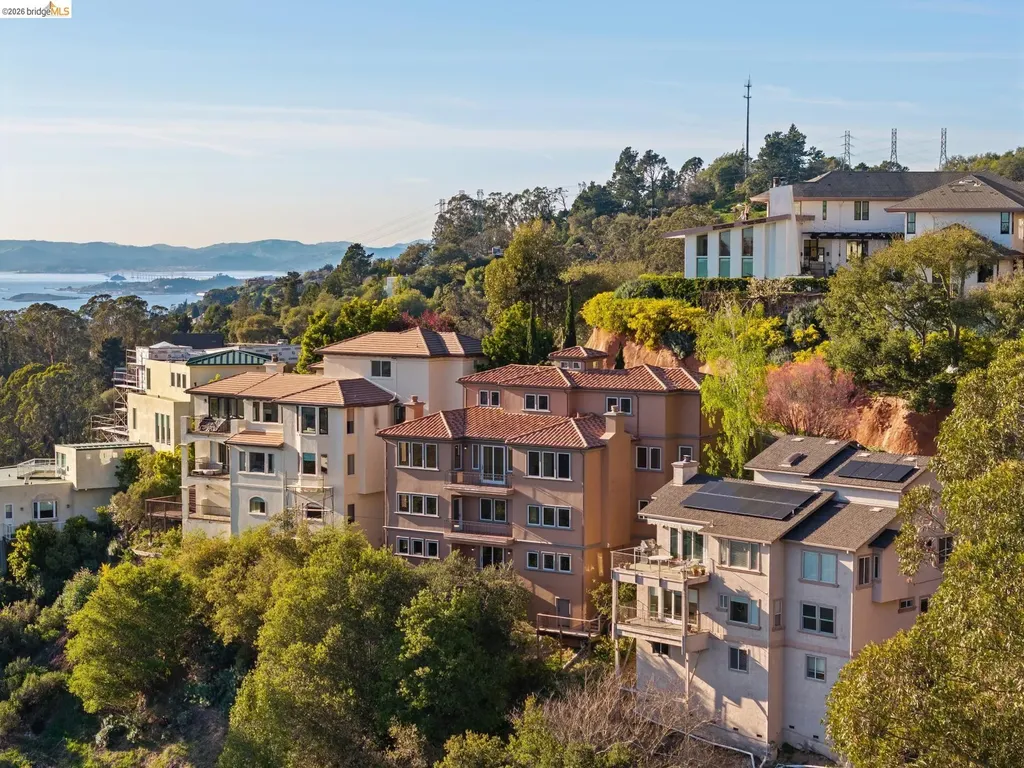 6611 Elverton Drive Oakland CA 94611