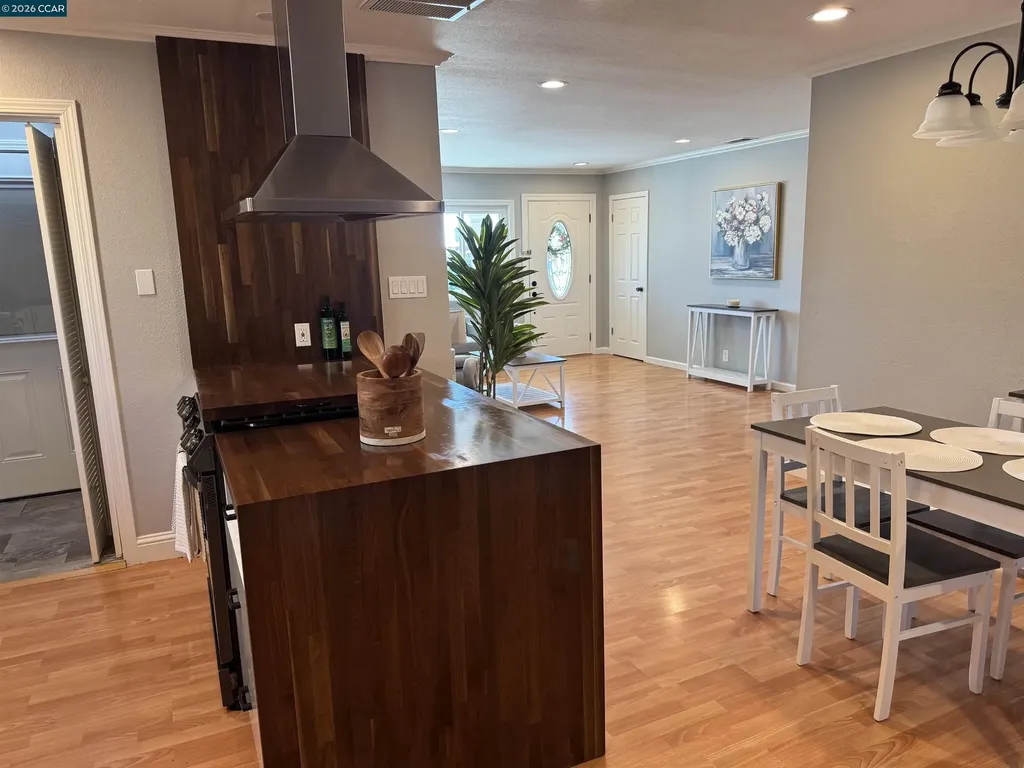 22780 Hesperian Boulevard Hayward CA 94541