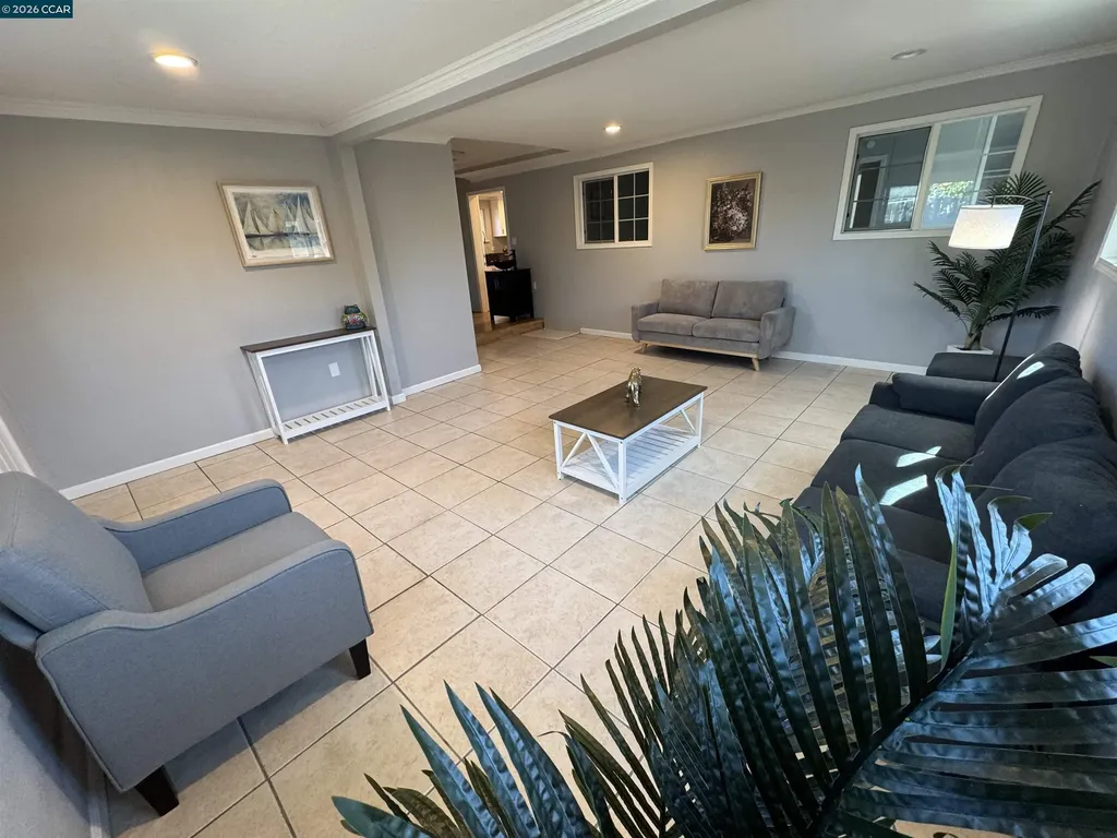 22780 Hesperian Boulevard Hayward CA 94541