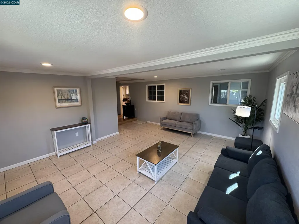 22780 Hesperian Boulevard Hayward CA 94541