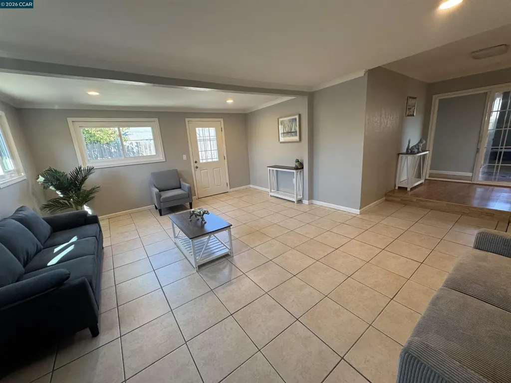 22780 Hesperian Boulevard Hayward CA 94541