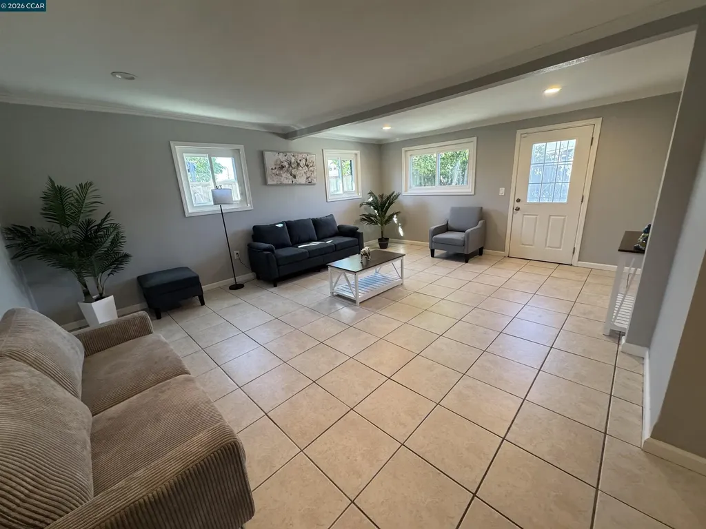 22780 Hesperian Boulevard Hayward CA 94541