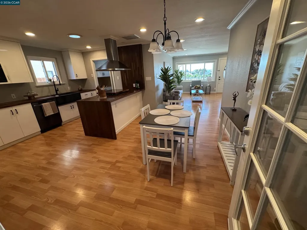 22780 Hesperian Boulevard Hayward CA 94541