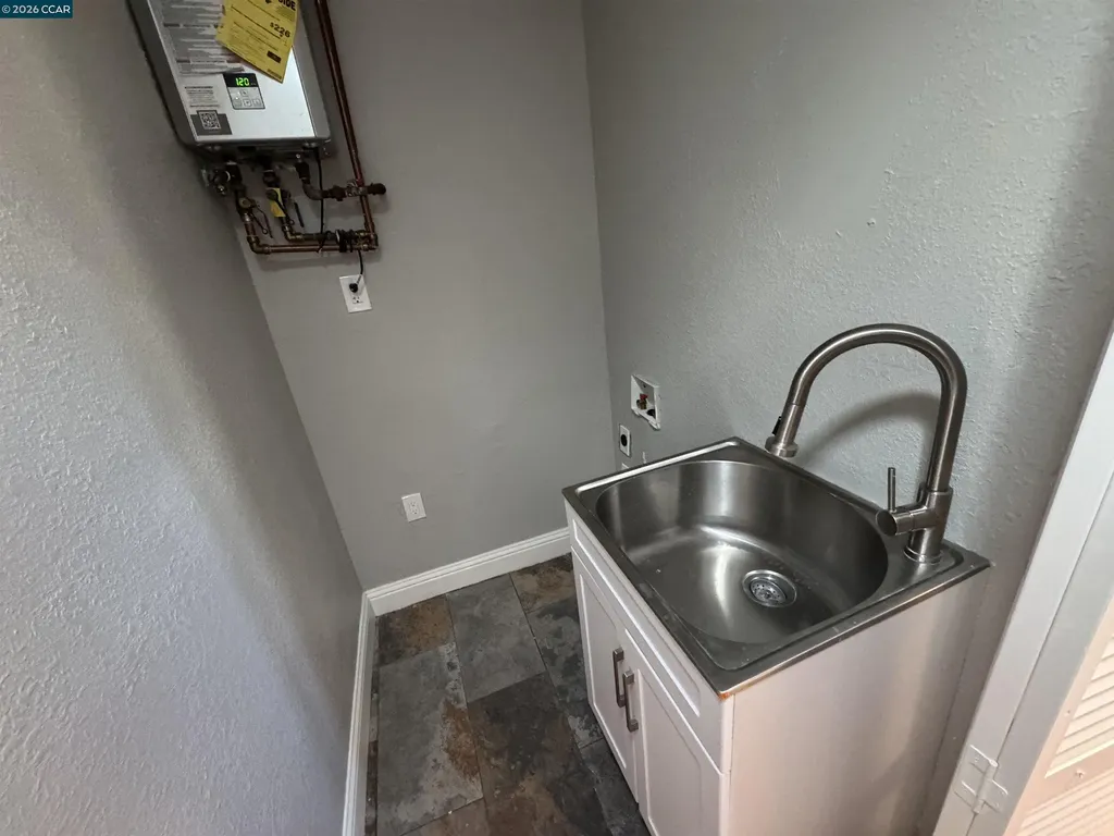 22780 Hesperian Boulevard Hayward CA 94541
