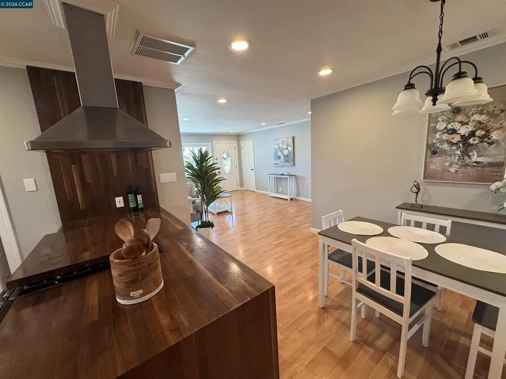 22780 Hesperian Boulevard Hayward CA 94541