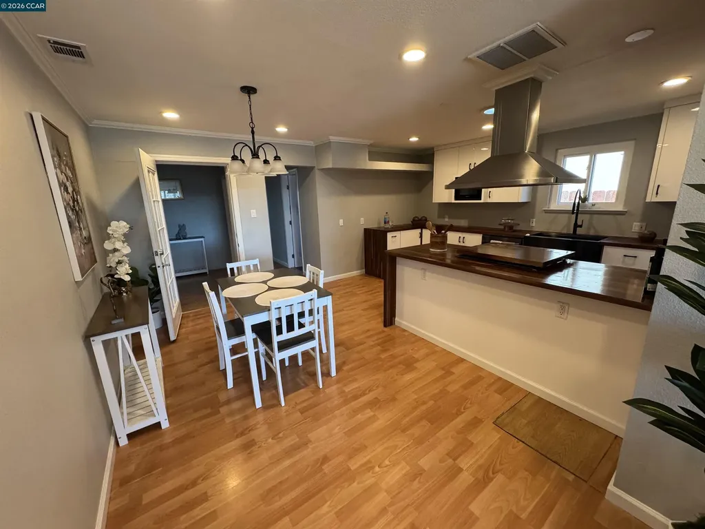 22780 Hesperian Boulevard Hayward CA 94541