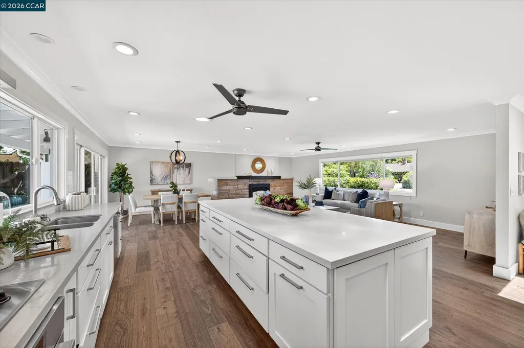 136 Ardith Drive Orinda CA 94563
