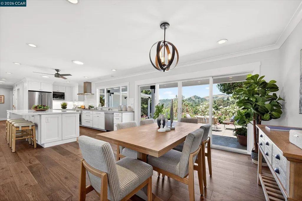 136 Ardith Drive Orinda CA 94563
