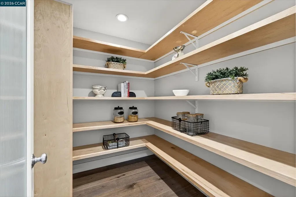 136 Ardith Drive Orinda CA 94563