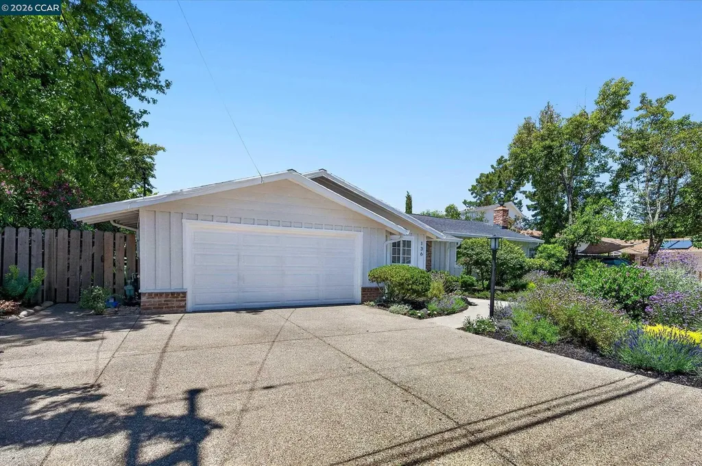 136 Ardith Drive Orinda CA 94563
