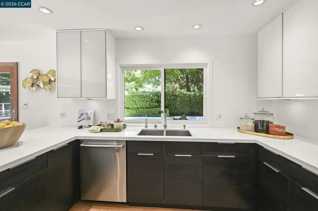110 Rose Street Walnut Creek CA 94595