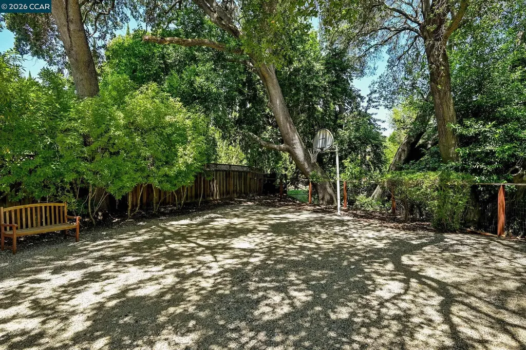 110 Rose Street Walnut Creek CA 94595