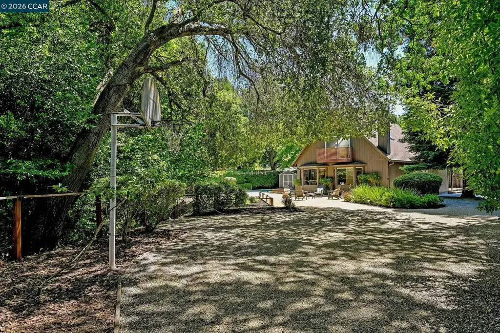 110 Rose Street Walnut Creek CA 94595