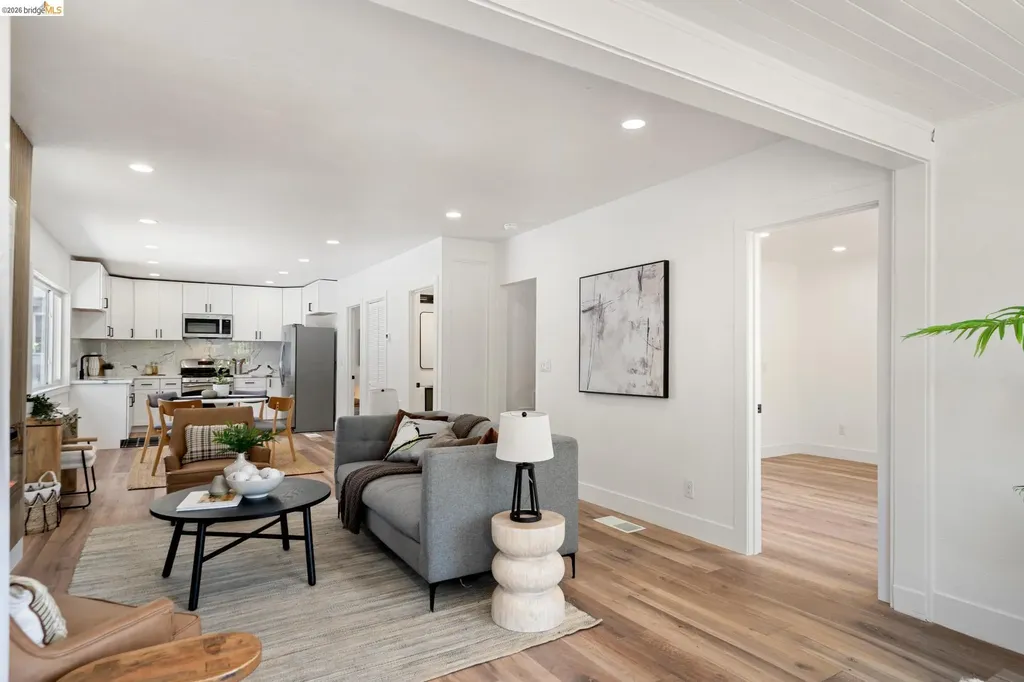 4006 Carrington Street Oakland CA 94601