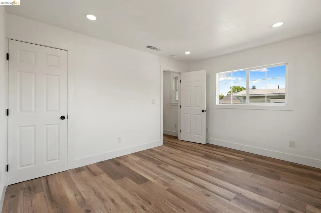 4006 Carrington Street Oakland CA 94601