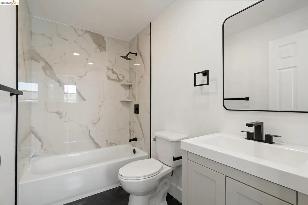 4006 Carrington Street Oakland CA 94601