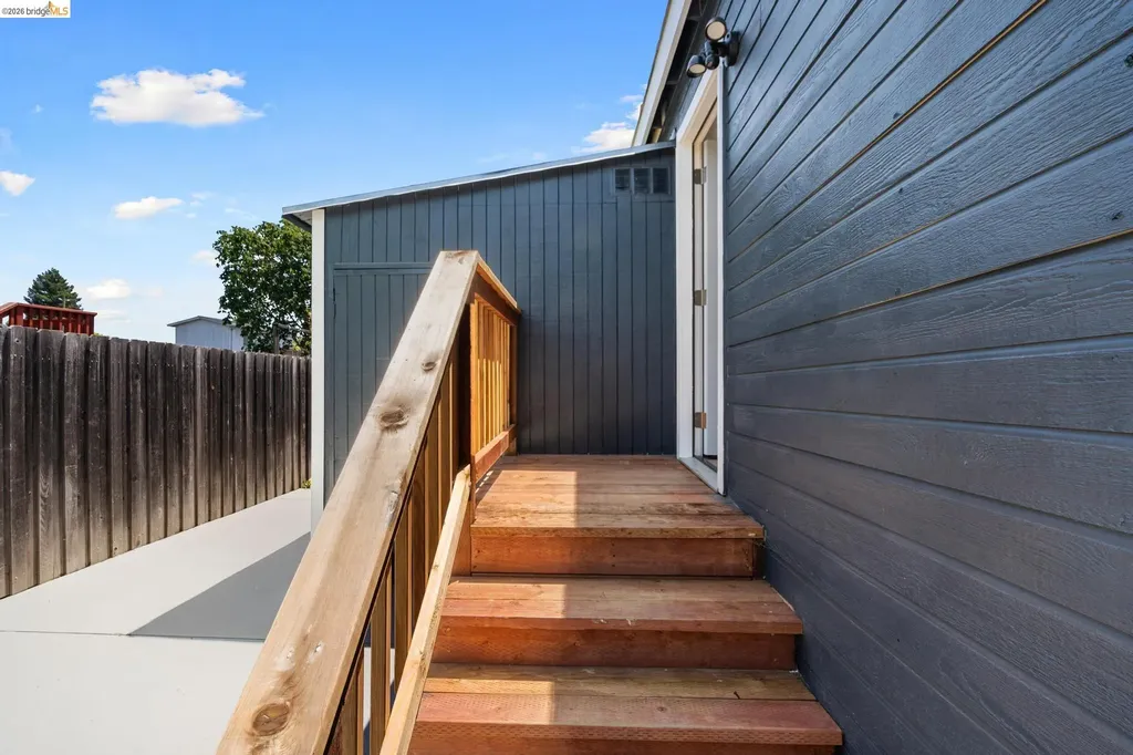 4006 Carrington Street Oakland CA 94601