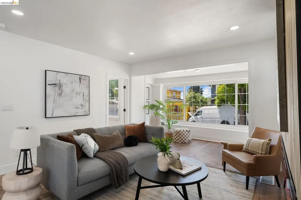 4006 Carrington Street Oakland CA 94601