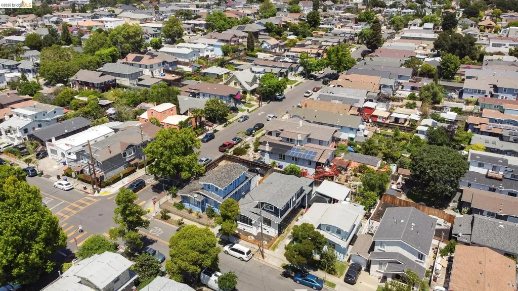 4006 Carrington Street Oakland CA 94601