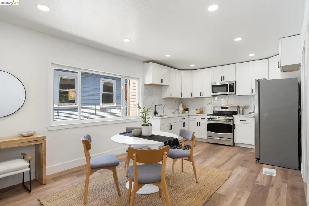 4006 Carrington Street Oakland CA 94601
