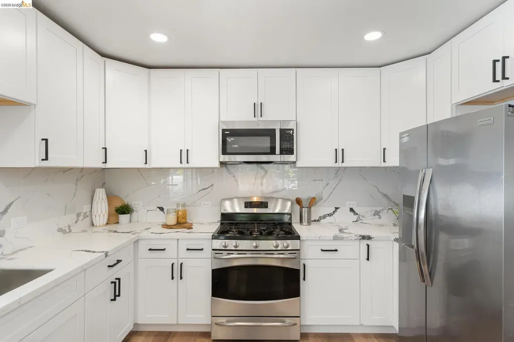 4006 Carrington Street Oakland CA 94601