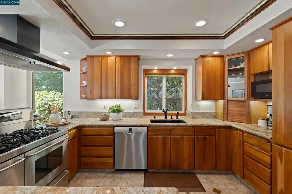 87 Lone Pine Court San Ramon CA 94582