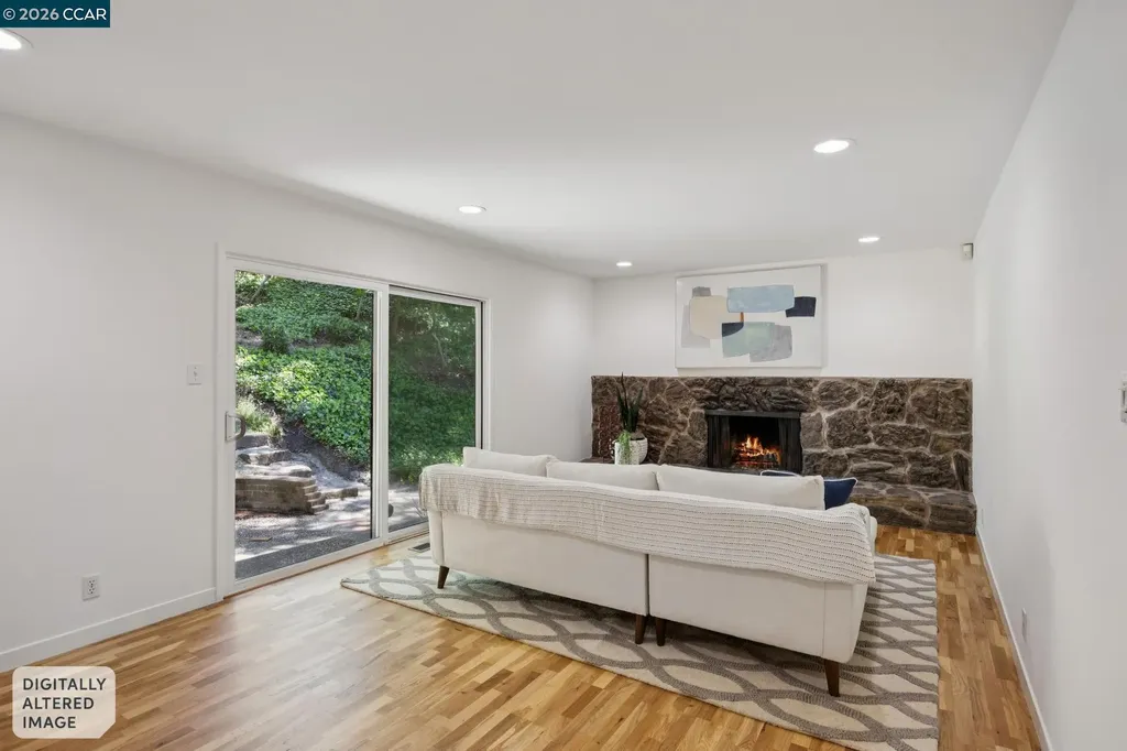 135 Canon Drive Orinda CA 94563