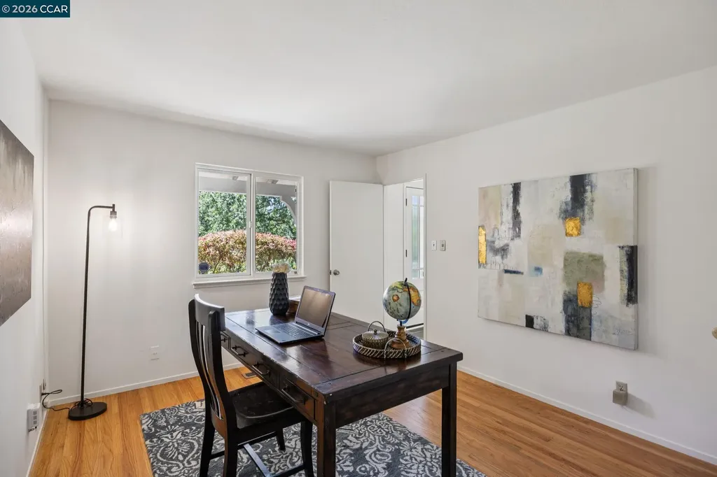 135 Canon Drive Orinda CA 94563