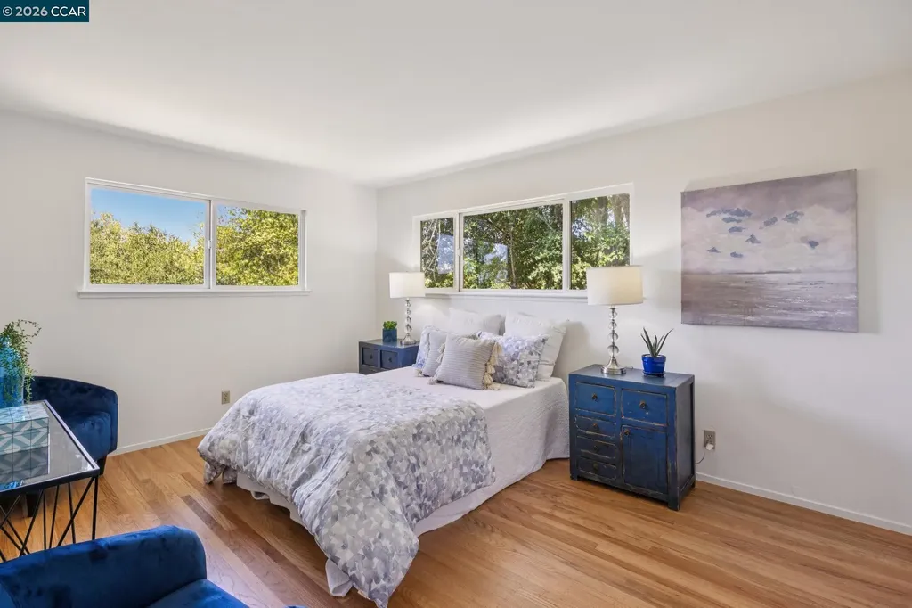 135 Canon Drive Orinda CA 94563