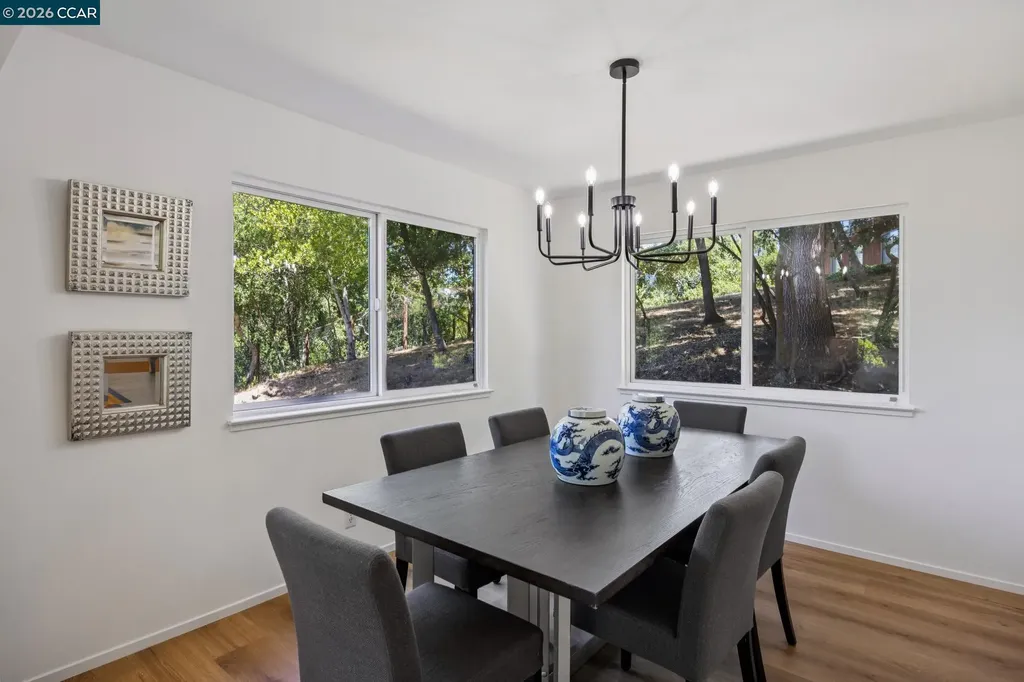 135 Canon Drive Orinda CA 94563