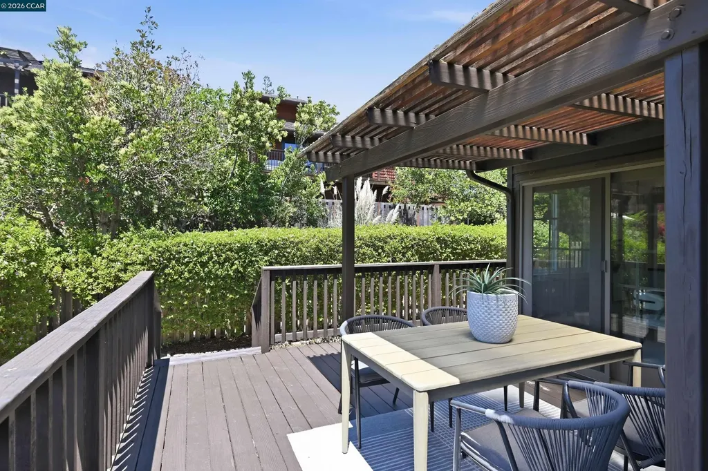 11 Swansea Lane Pleasant Hill CA 94523