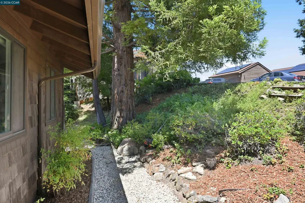 11 Swansea Lane Pleasant Hill CA 94523