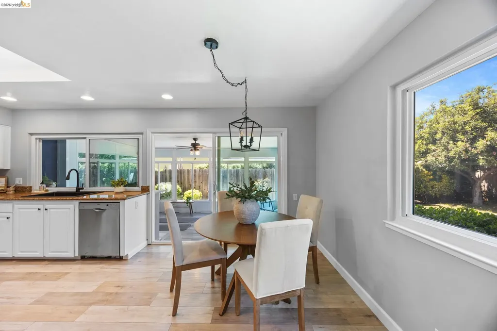 2715 Lyon Circle Concord CA 94518