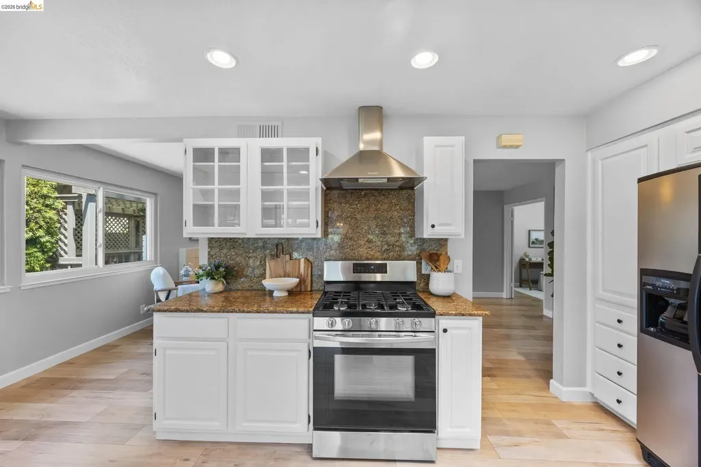 2715 Lyon Circle Concord CA 94518