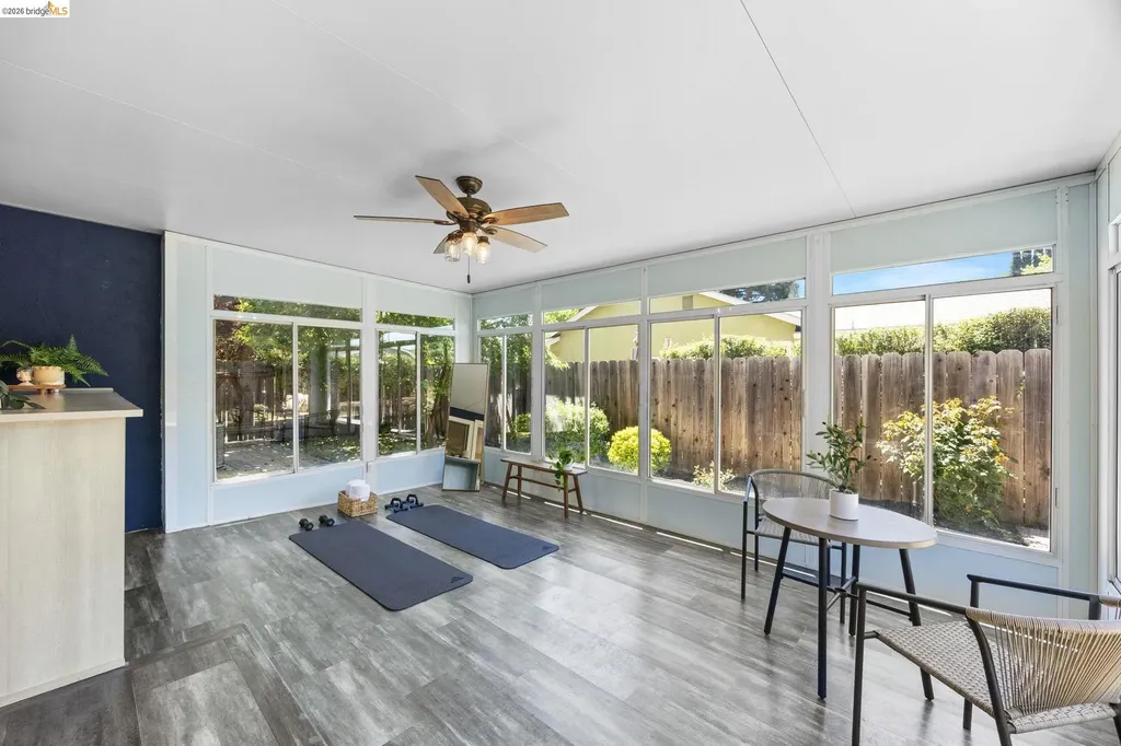 2715 Lyon Circle Concord CA 94518