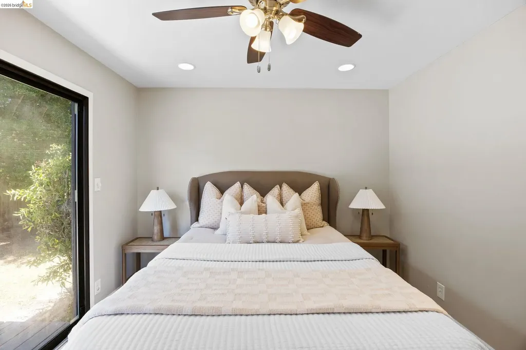 2715 Lyon Circle Concord CA 94518