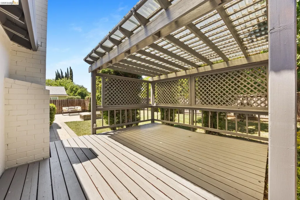 2715 Lyon Circle Concord CA 94518