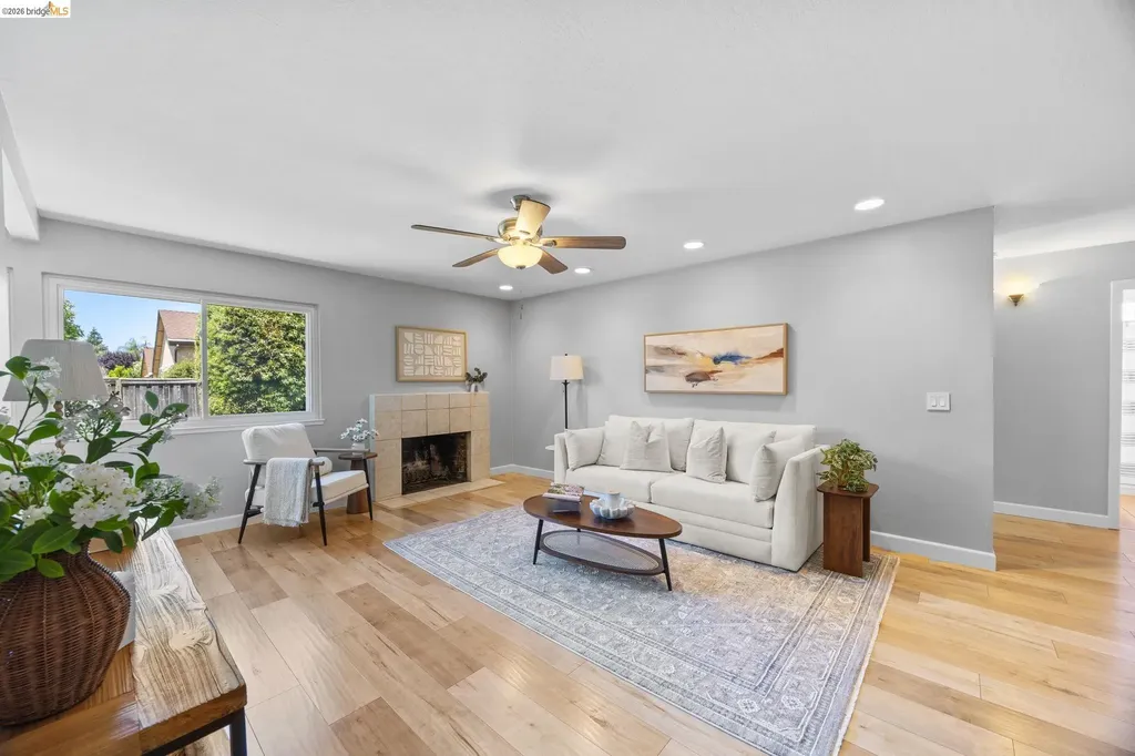 2715 Lyon Circle Concord CA 94518