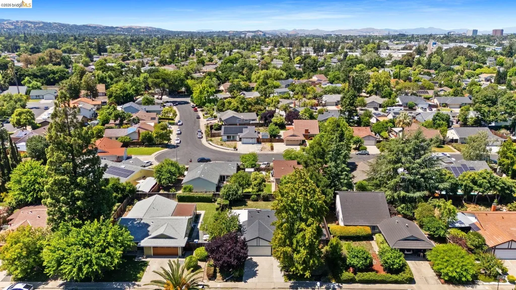 2715 Lyon Circle Concord CA 94518
