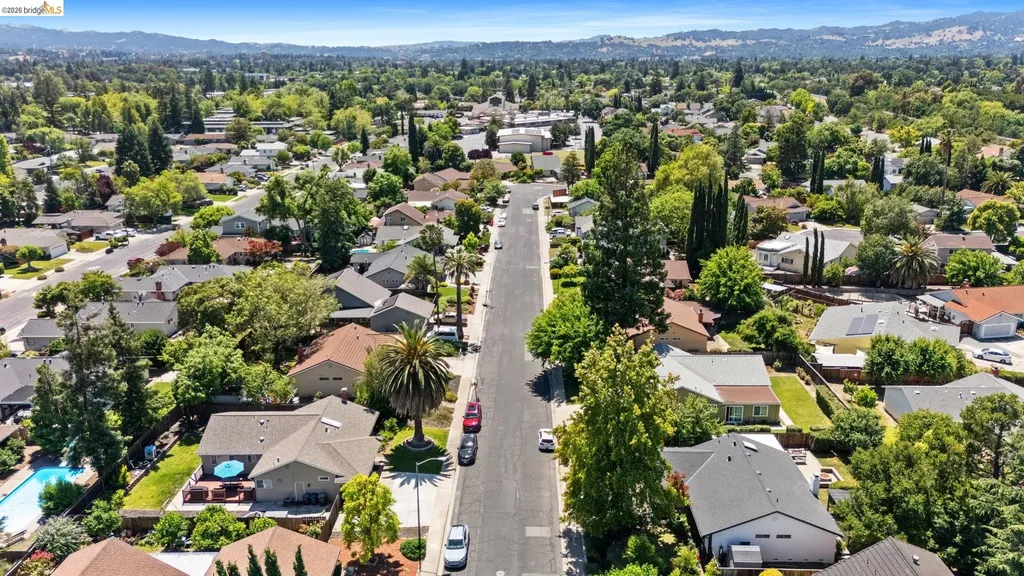 2715 Lyon Circle Concord CA 94518