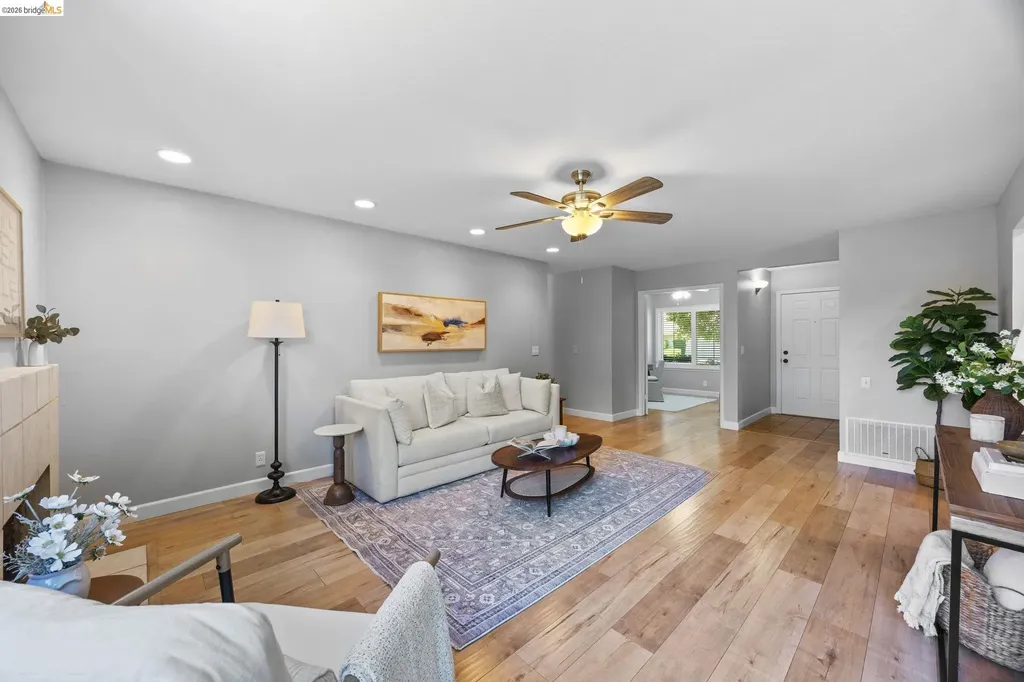 2715 Lyon Circle Concord CA 94518