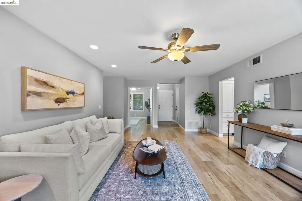 2715 Lyon Circle Concord CA 94518