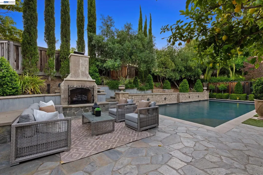 56 Centennial Way San Ramon CA 94583