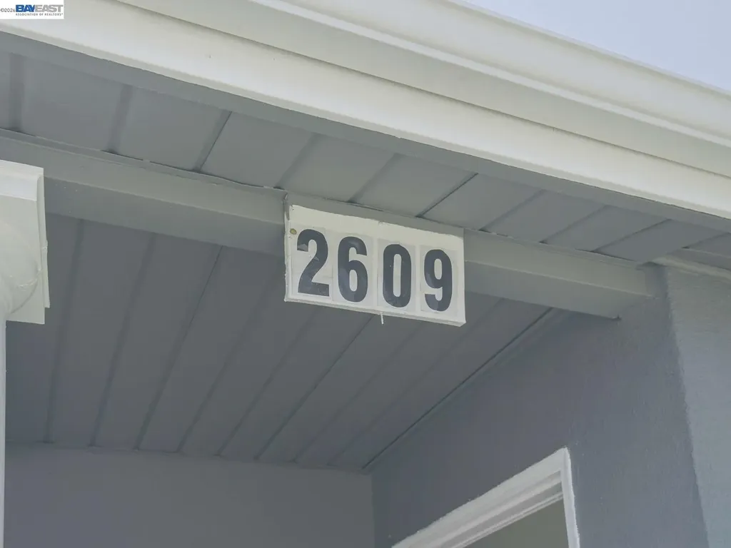 2609 Macarthur Avenue San Pablo CA 94806