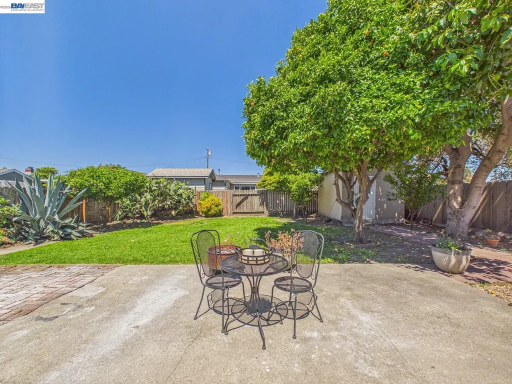 2609 Macarthur Avenue San Pablo CA 94806