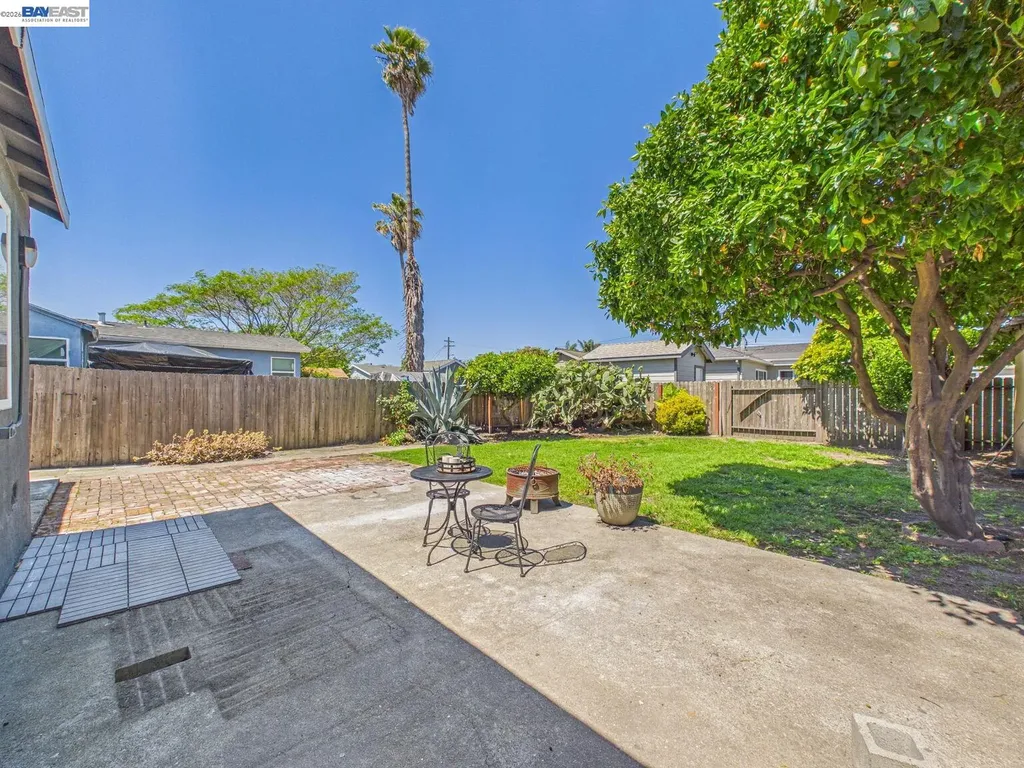 2609 Macarthur Avenue San Pablo CA 94806