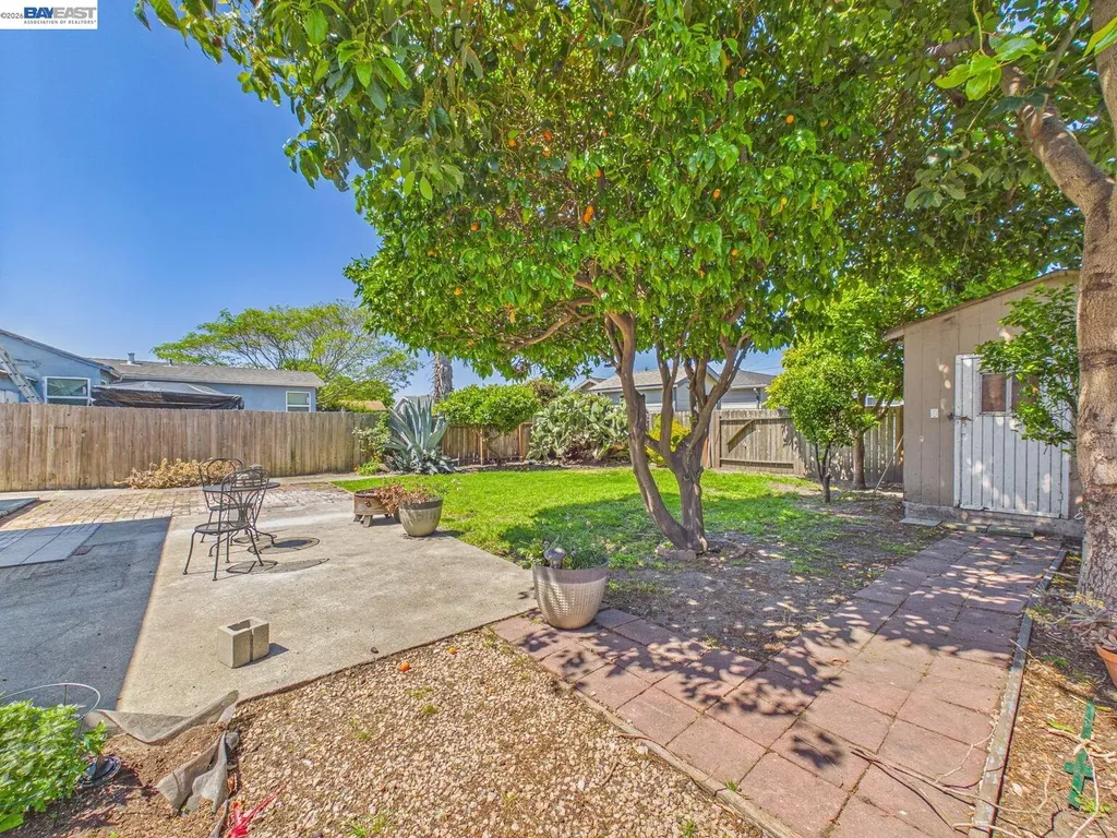 2609 Macarthur Avenue San Pablo CA 94806