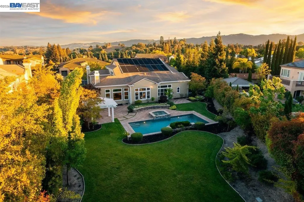 25 Treetop Terrace Alamo CA 94507
