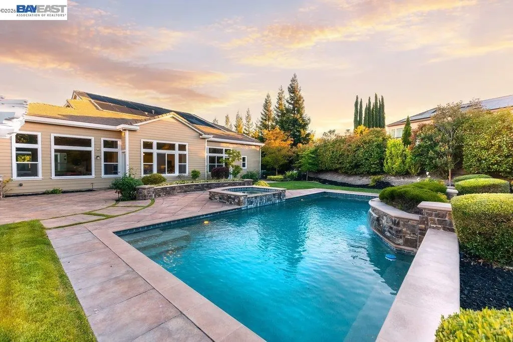 25 Treetop Terrace Alamo CA 94507