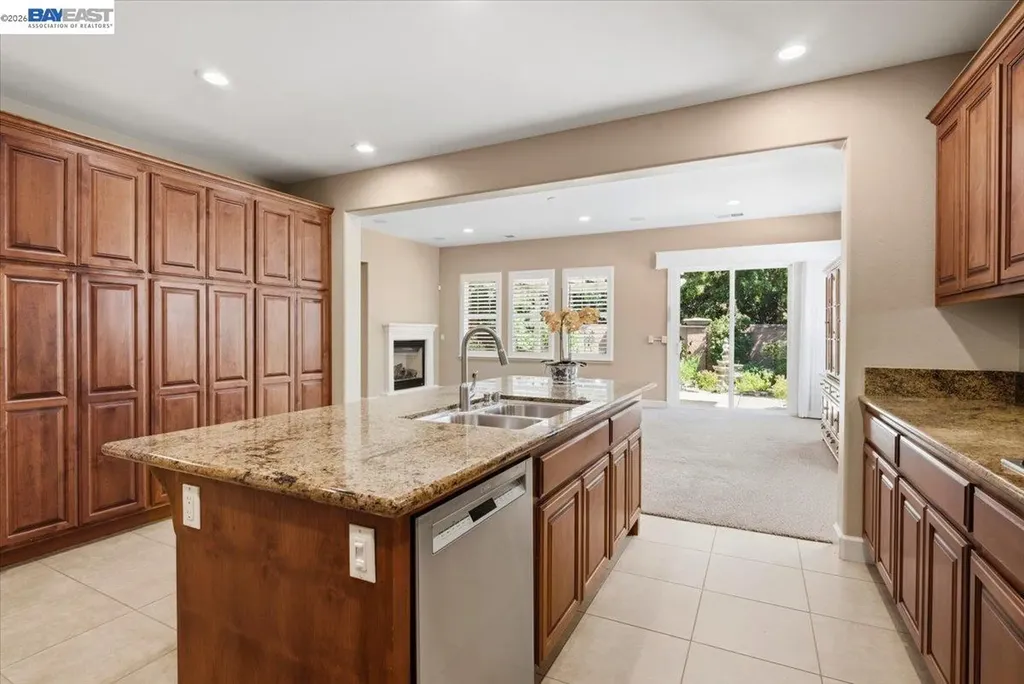 2560 Calabria Court Dublin CA 94568